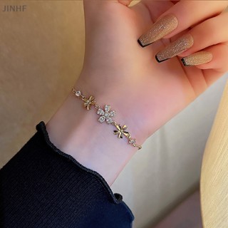 [BestBuyshop] สร้อยข้อมือ ประดับโอปอล ดอกไม้ สีทอง ปรับได้ ขนาดเล็ก ละเอียดอ่อน เต็มไปด้วยพลอยเทียม เครื่องประดับงานแต่งงาน ปาร์ตี้ ของขวัญใหม่ พร้อมส่ง