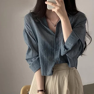 mimi&didi*พร้อมส่ง*เสื้อเชิ้ตแขนยาวแฟชั่นสั้น ผู้หญิง คอวี หลวม เสื้อทำงานสีขาว สไตล์เกาหลีสุดๆ ผ้าจับจีบเก๋ๆ สีทึบ#W260