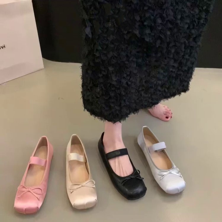 รองเท้าทํางาน ส้นแบน หัวมน สวมใส่สบาย สีพื้น แฟชั่นใหม่ flats