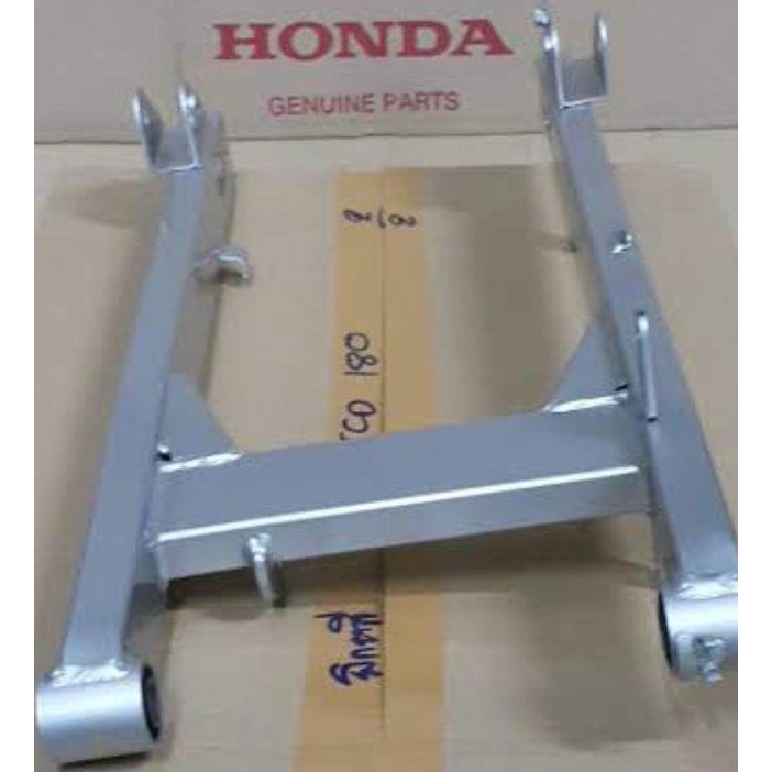 HONDAสวิงอาร์มเวฟ125ไอ(ปลาวาฬ)1ชิ้น  WAVE 125i 2012, WAVE 125i 2014, WAVE 125i 2016, WAVE 125i 2017,