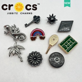 ใหม่ crocs jibbitz Charms อุปกรณ์เสริมหัวเข็มขัดโลหะ สีรุ้ง แบบสร้างสรรค์ สไตล์พังก์ สําหรับรองเท้า crocs DIY