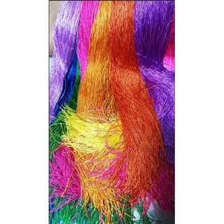 ไหมสีสด ไหมเทียม ไหมประดิษฐ์ นุ่มมาก เงาสลวย เหมาะกับการนำไปปักผ้าสไตล์จีนเพราะให้สีสดเจิดจ้า มันวาว