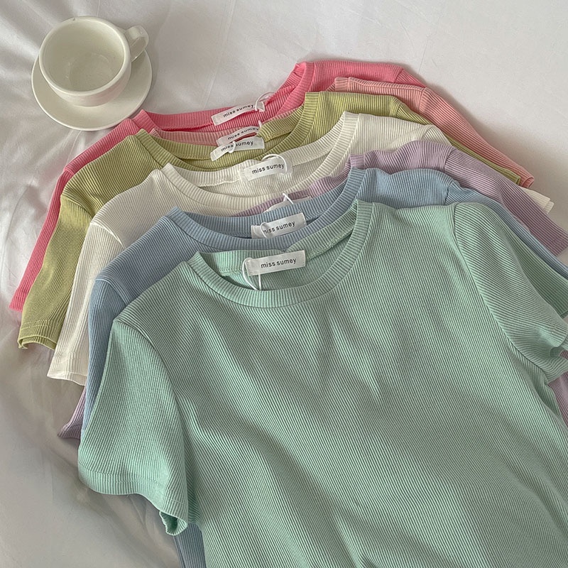 NZN เสื้อยืดแขนสั้นด้ายคอกลมแข็งสดขนาดเล็กของผู้หญิงเกาหลีหลายสีพื้นฐานสากลสลิมฟิตด้านบน