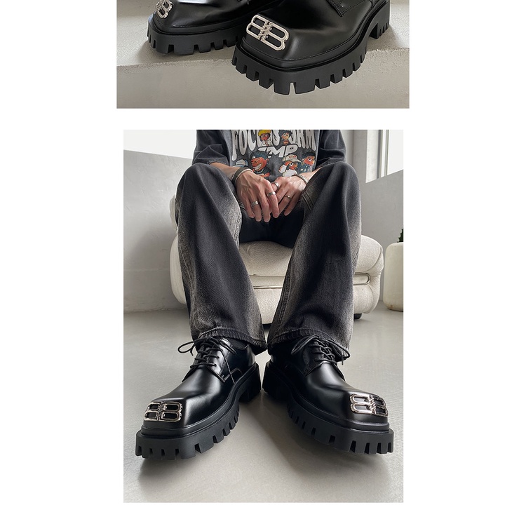 Paris Commuter Derby รองเท้าหนังแท้หัวเข็มขัดโลหะเฉพาะกลุ่มรองเท้าหนังสแควร์แบบสบาย ๆ สำหรับผู้ชายหัวใหญ่รองเท้าสไตล์เกาหลี