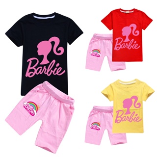 ใหม่ ชุดเสื้อยืด แขนสั้น ผ้าฝ้าย ลาย Barbie The Movie และกางเกงขาสั้น สีชมพู สําหรับเด็ก สองชิ้น