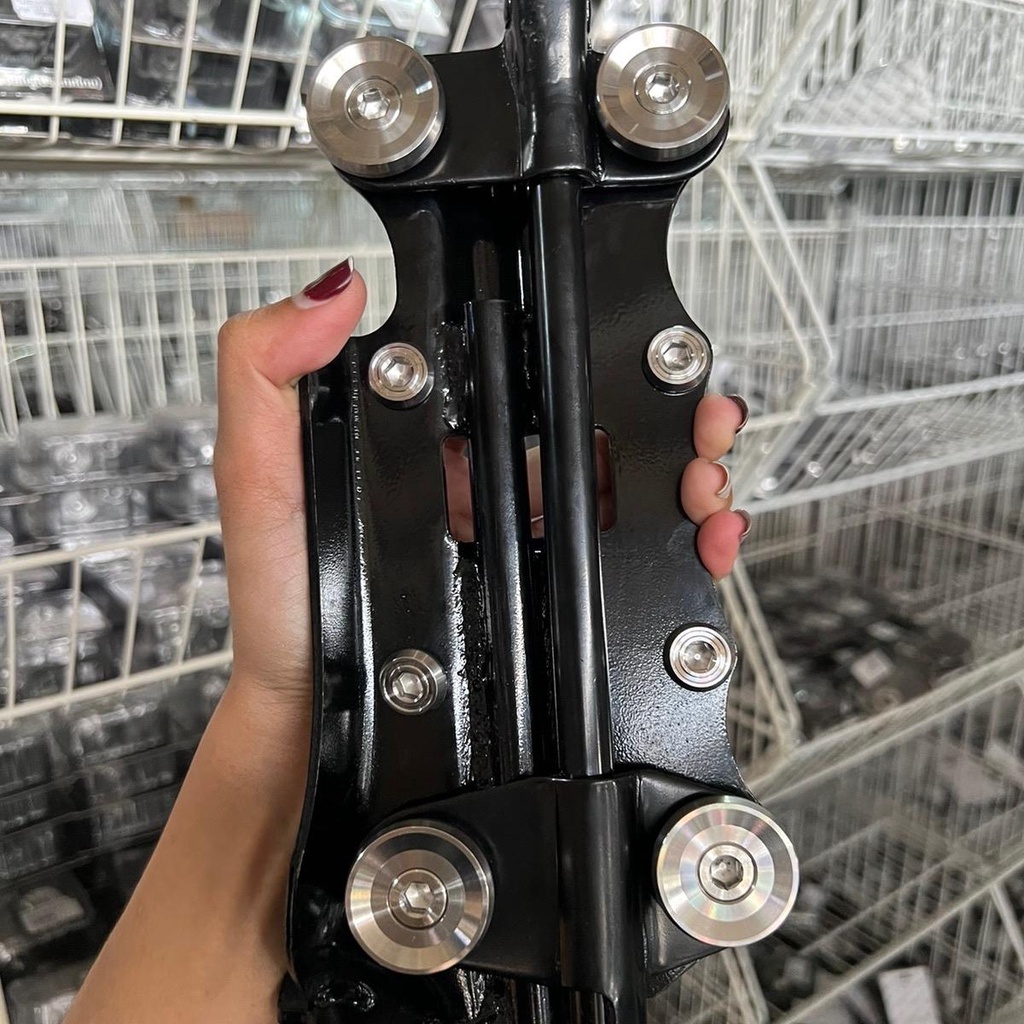 ชุดสุดคุ้ม ชุดน็อตใต้พักเท้าW125I/S/R ได้8ตัว (THE00186+THE00167=4ตัว) // HATYAI789 - รูปที่ 2