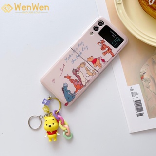 Wenwen เคสโทรศัพท์มือถือ ลายหมีพูห์ พร้อมจี้ห้อย สําหรับ Samsung Z Flip4 Z Flip3