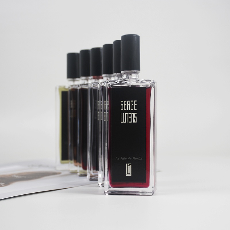【ON SALE】Serge Lutens น้ําหอมไม้จันทน์ EDP น้ําหอมผู้หญิงลายดอกไม้ สดชื่นและติดทนนาน 50ml