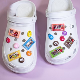 CROCS เข็มกลัด รูปการ์ตูนช็อคโกแลต ลูกอม และถั่ว M&amp;M เครื่องประดับ สําหรับตกแต่งรองเท้าผู้ชาย