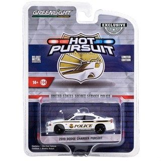 Greenlight 1/64 Exclusive Hot Pursuit Limited Edition 2010 Dodge Charger Pursuit 43015-C