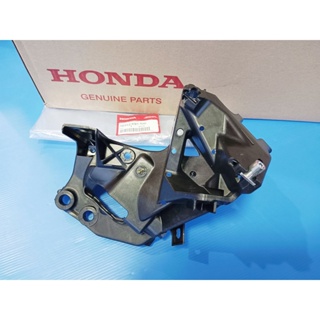 ขายึดฝาครอบไฟหน้าด้านซ้ายแท้HONDA PCX150ปี2017-2018 สีแดง-ดำ อะไหล่แท้ศูนย์HONDA(50312-K97-T00)1ชิ้น