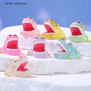 [little.coconut] ตุ๊กตาจระเข้เรืองแสง ขนาดเล็ก สําหรับตกแต่งรถยนต์ 2 ชิ้น