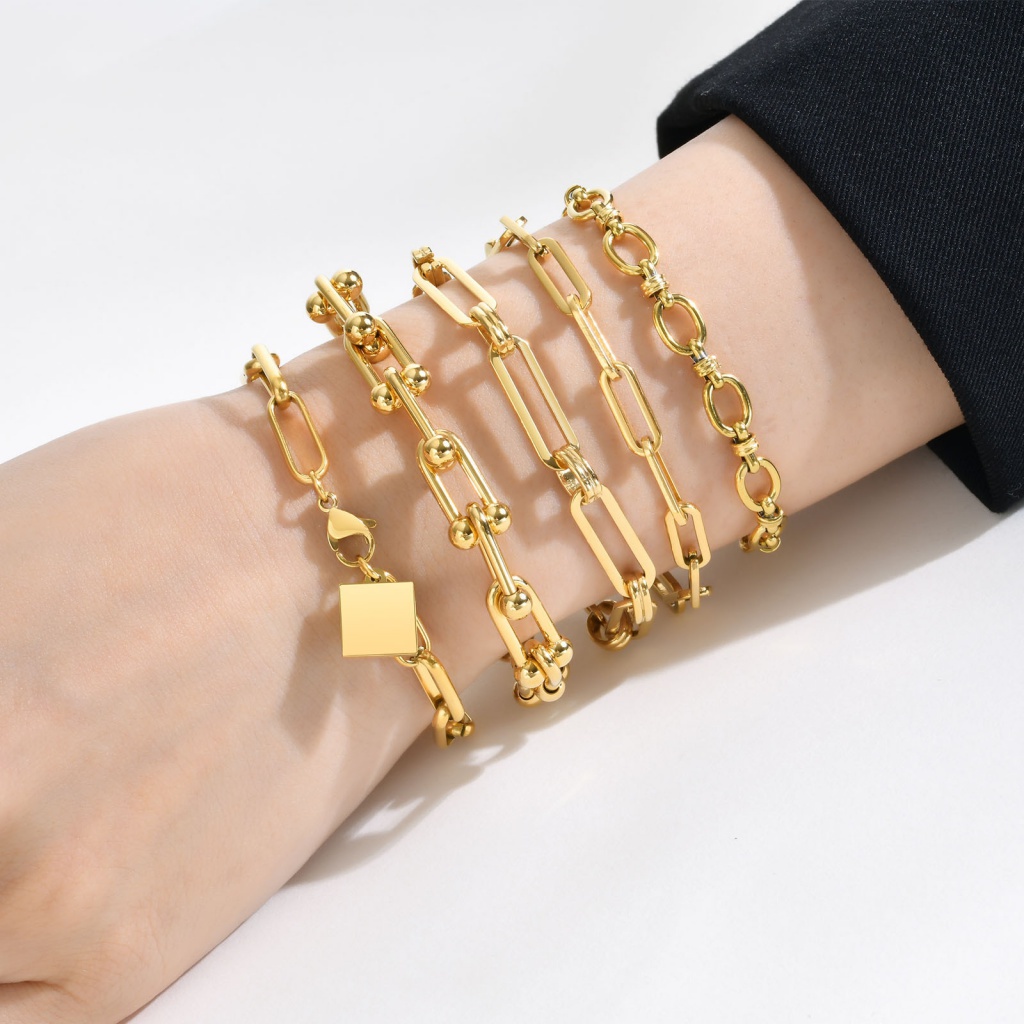 สไตล์ใหม่ สร้อยข้อมือโซ่ สเตนเลส 18K ทรงเรขาคณิต สีทอง ซ้อนกัน เรียบง่าย แฟชั่น