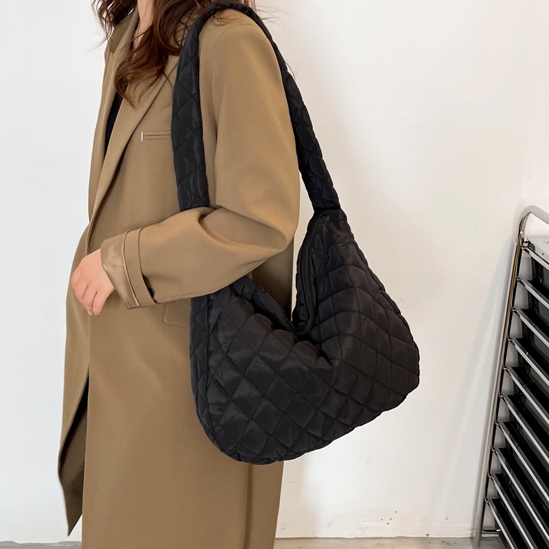 ifashionbag(IF1846) กระเป๋าสะพายไหล่ใบหญ่เป็นผ้าโพลีเอสเตอร์นุ่มๆ