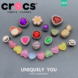 Jibbitz crocs charms หัวเข็มขัดโลหะ รูปดอกไม้ พีช หัวใจ ประดับเพชร คุณภาพสูง อุปกรณ์เสริม สําหรับตกแต่งรองเท้า 2023