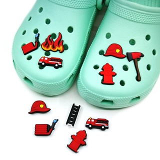 จี้การ์ตูน Jibitz Crocs Extinguisher Lifeguard เหมาะกับตกแต่งรองเท้า สําหรับผู้หญิง