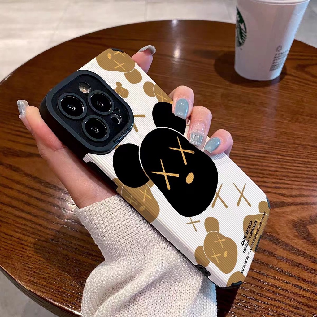 เคสโทรศัพท์มือถือหนังแกะนิ่ม กันกระแทก ลายหมีโหด สีดํา ทอง สําหรับ Iphone 11Pro MAX 14 PRO MAX 11 12 13 15pro 7 8plus XR Xmax