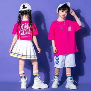 เสื้อผ้าเด็กอนุบาล เต้นรํา ชั้นประถมศึกษาปีที่ 1 มิถุนายน