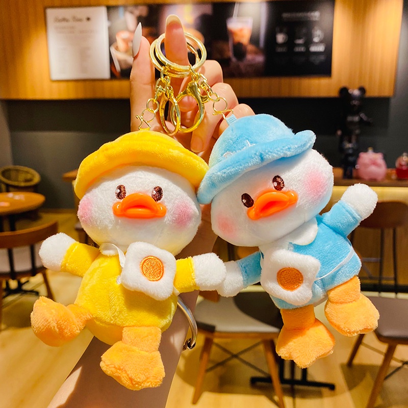 พวงกุญแจ จี้ตุ๊กตาการ์ตูนเป็ดน่ารัก เหมาะกับของขวัญคู่รัก สําหรับกระเป๋านักเรียน