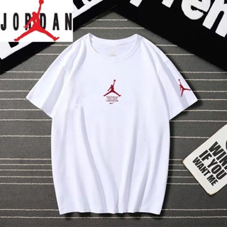 Jordan เสื้อยืด ของแท้ 100% รุ่นภาพจริง! เสื้อยืดลําลอง คอกลม แขนสั้น พิมพ์ลาย สวมใส่สบาย สไตล์มินิมอล แฟชั่นสําหรับผู้ชาย และผู้หญิง