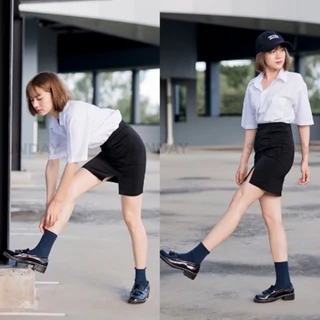 เสื้อนักศึกษาทรงบอย ทรงบอยแขนสามเหลี่ยม เสื้อเชิ้ตแขนสั้นสีทึบ พร้อมส่ง