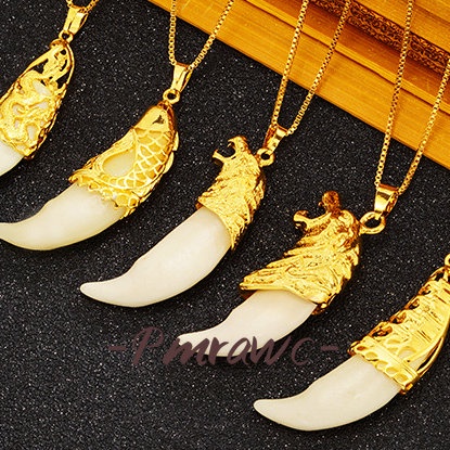 Pmrwc | Simple Au999 เลียนแบบหมาป่าฟันจี้ผู้ชายและผู้หญิง Gold-Plated Wolf Totem จี้สร้อยคอ FS1382