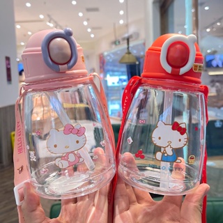 ขวดน้ําพลาสติก แบบพกพา ป้องกันการกระแทก ลาย Hello Kitty KT Cat สําหรับเด็กนักเรียนประถม ผู้ชาย และผู้หญิง