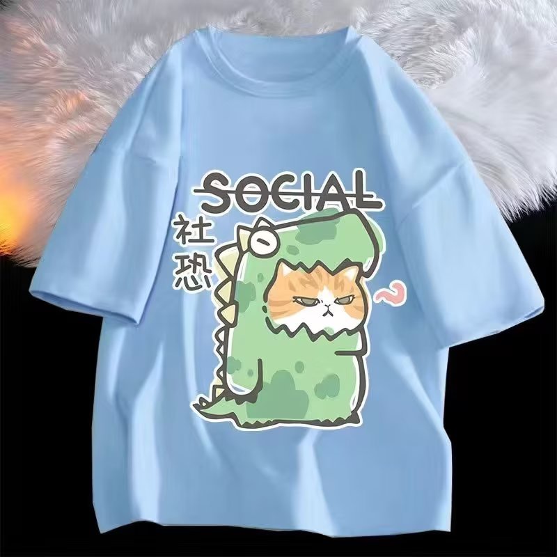【Water Splashing Festival Discount】พร้อมส่ง เสื้อยืด พิมพ์คิตตี้การ์ตูน เสื้อยืดคอกลม แขนสั้น พิมพ์ลายการ์ตูนแมว สไตล์ฮ่องกง ฤดูร้อน สีฟ้า พลัสไซซ์ โอเวอร์ไซซ์ คู่รัก – โปรปัง