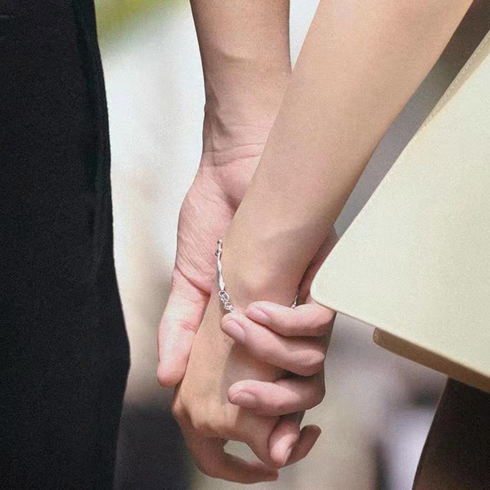 สร้อยข้อมือ จี้สุนัขจิ้งจอกน่ารัก สร้างสรรค์ สีเงิน เครื่องประดับแฟชั่น สําหรับผู้หญิง R4F0
