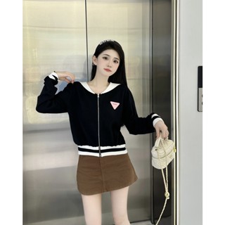 9UGR P-RADA 2023 Navy style triangle logo leather label decorative zipper long sleeve short knit top