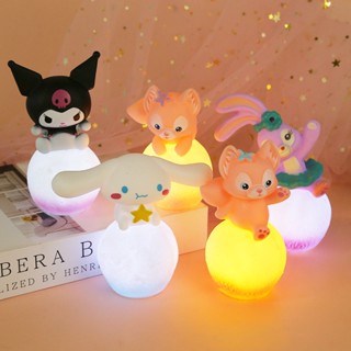 Linabell โคมไฟ My Melody / โคมไฟตกแต่ง LED / เครื่องประดับ อะนิเมะ ใช้แบตเตอรี่ / โคมไฟบรรยากาศ Cinnamoroll แบบพกพา / โคมไฟการ์ตูนคุโรมิ ส่องสว่าง ข้างเตียง ไฟกลางคืน