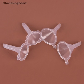 &lt;Chantsingheart&gt; กรวยพลาสติก ขนาดเล็ก สําหรับขวดกระจายน้ํามัน ของเหลว ห้องปฏิบัติการ 2 ชิ้น 
กรวยพลาสติก ขนาดเล็ก น่ารัก สําหรับกระจายน้ํามัน ห้องแล็บ 2 ชิ้น 
แผ่นแฟชั่น สําหรับใช้ในบ้าน 2 ชิ้น