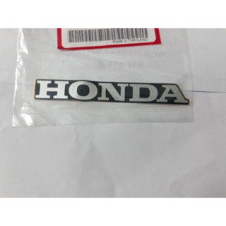 สติ๊กเกอร์HONDA100มม. สีเทาพื้นดำ ติดครอบข้างดรีมSUPER CUB 1ชิ้น 86102-KZV-T00ZD X1