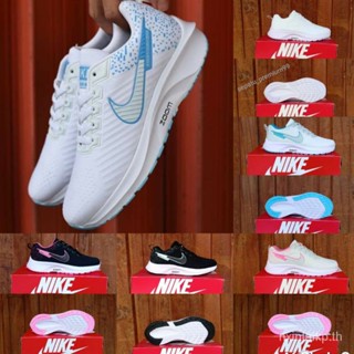 Nike รองเท้ากีฬา รองเท้าวิ่ง สีขาว สําหรับผู้หญิง ผู้ชาย