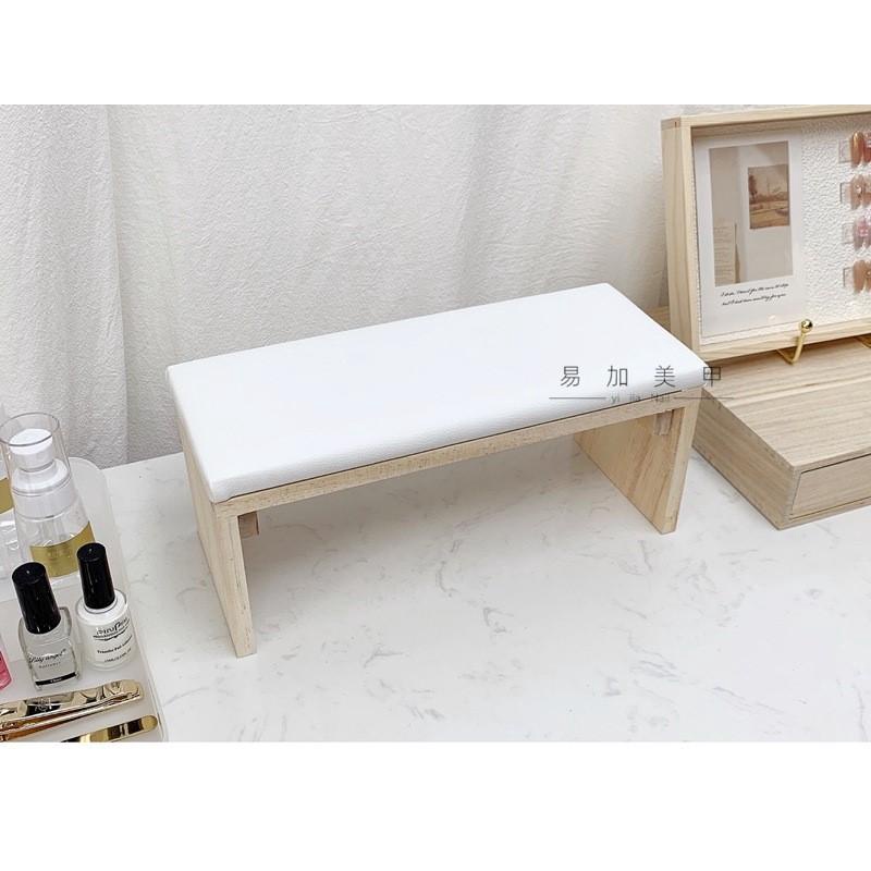 โต๊ะไม้รองมือทำเล็บมินิมอล 27.5*10.5cm