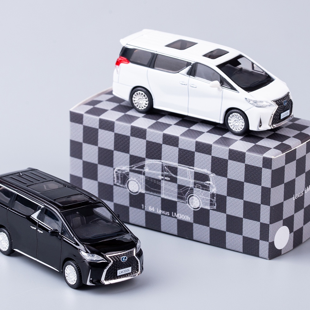 【ใช้ได้】DCT 1/64 Lexus LM300 H Lexus Nanny สีขาว โมเดล รถ ของเล่นเด็กผู้ชาย ของขวัญวันเกิด ตกแต่งบ้าน