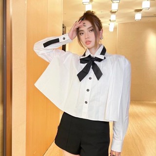 ♥ เช็คสินค้าก่อนสั่ง CHANEL COTTON CROP SHIRT สวยเต็มสิบ เสื้อเชิ๊ต เสื้อเชิ้ต ทรงครอป คอตตอน อัดพลีท แต่งโบว์ ชาแนล