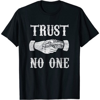 เสื้อยืดลําลอง แขนสั้น พิมพ์ลาย Trust No One Shake Hands สไตล์ญี่ปุ่น พลัสไซซ์ แฟชั่นฤดูร้อน สําหรับผู้ชาย