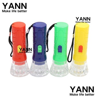 Yann1 พวงกุญแจไฟฉาย LED พลาสติก ขนาดเล็ก แบบพกพา สุ่มสี 10 ชิ้น สําหรับเด็ก