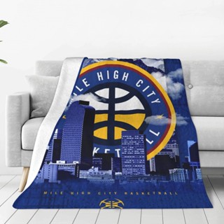 ผ้าห่ม ผ้าไมโครฟลีซ ผ้าสักหลาด แบบนิ่มพิเศษ ลาย Denver Nuggets DEN สําหรับเตียง โซฟา และเครื่องปรับอากาศ