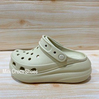 Crocs รองเท้าแพลตฟอร์ม คลาสสิก สวยงาม นุ่ม สวมใส่ง่าย ไม่เจ็บเท้า เหมาะกับการใส่ทุกที่ทุกเวลา