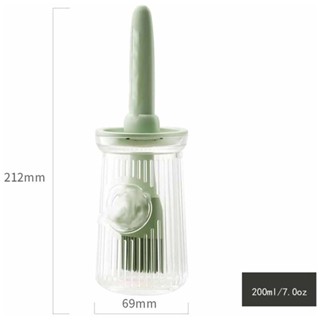  Two in one household oil brush, silicone oil brush bottle, precise control of oil volume, and convenient high-temperature resistance of brush head