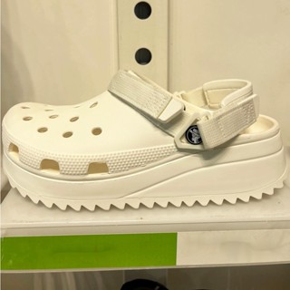รองเท้า crocs แท้ crocs Hiker Clog พื้นหนา สีขาวบริสุทธิ์ เหมาะกับเดินชายหาดกลางแจ้ง สไตล์คลาสสิก#206772