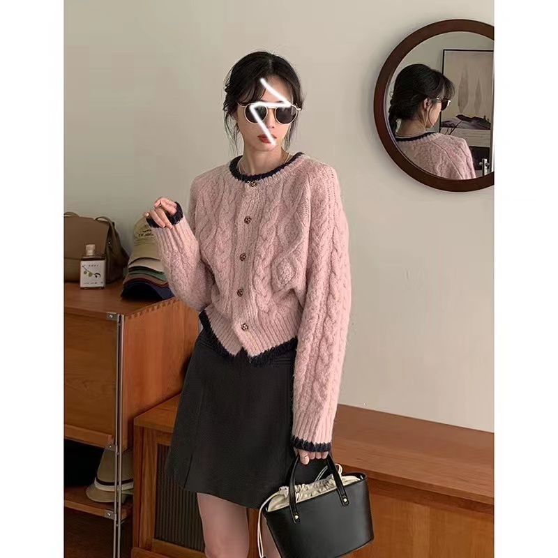 Xiao เสื้อแจ็กเก็ตคาร์ดิแกนกันหนาว ผ้าถัก ทรงหลวม ขนาดเล็ก สไตล์เกาหลีเรโทร สําหรับผู้หญิง VAQ9