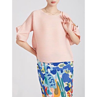 2MUAY PLEAT เสื้อผู้หญิง เสื้อพลีทคุณภาพ FLARE SLEEVE PLEAT TOP รุ่น GJO9319 10สี FREE SIZE