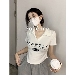 Solenne  เสื้อครอป เสื้อยืดผู้หญิง ครอป baby tee สาวเรโทร 2023 NEW Style Unique fashion ทันสมัย สไตล์เกาหลี A29J1AR 36Z230909