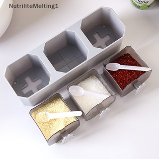 [NutriliteMelting1] กล่องเก็บเครื่องเทศ แบบติดผนัง พร้อมช้อน