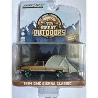 Greenlight 1/64 The Great Outdoors Series 1 - 1984 GMC Sierra Classic Chase Car (ล้อเขียว) 38010-C