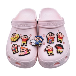 การ์ตูนสุนัข Jibbitz Crocs ญี่ปุ่น อะนิเมะ Jibits Charm Crayon Shin Chan Jibitz Crock สําหรับผู้ชาย อุปกรณ์เสริมรองเท้า จี้หมุดตกแต่ง