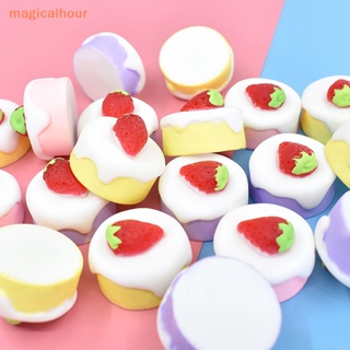 Magicalhour^^ สติกเกอร์เรซิ่น รูปสตรอเบอร์รี่ 3D DIY สําหรับตกแต่งตู้เย็น บ้านตุ๊กตา 5 ชิ้น